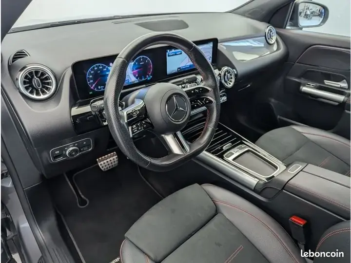 Mercedes-Benz Gla 2023 photo 3