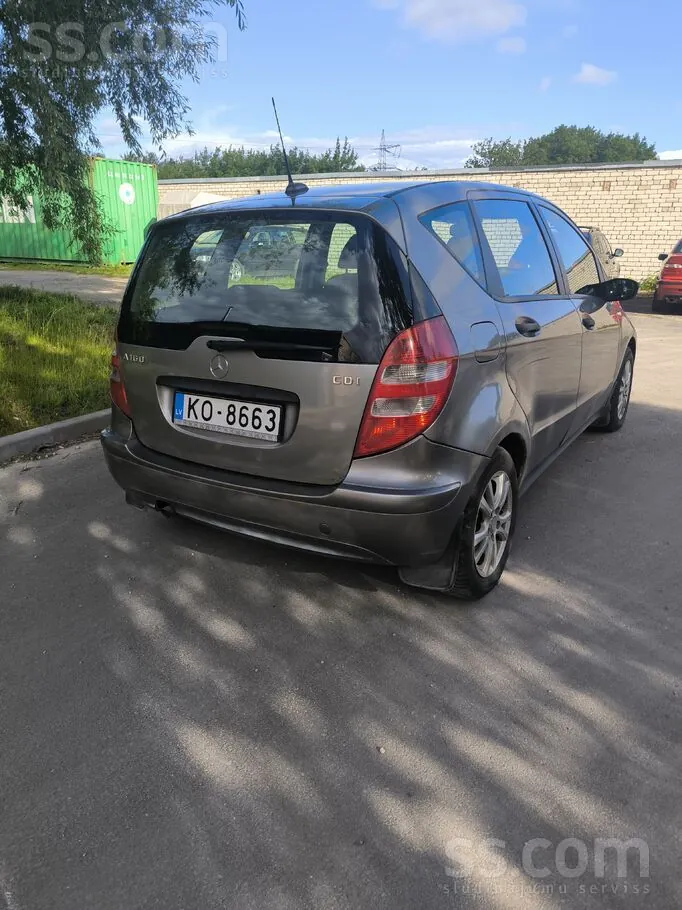 Mercedes-Benz A160 2005 photo 3