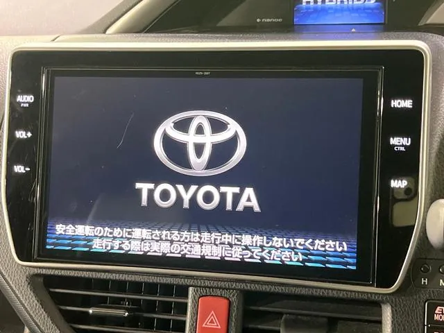 Toyota Prius 2021 photo 3