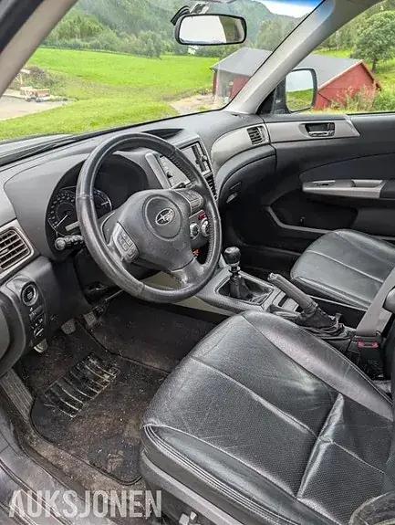Subaru Forester 2010 photo 5