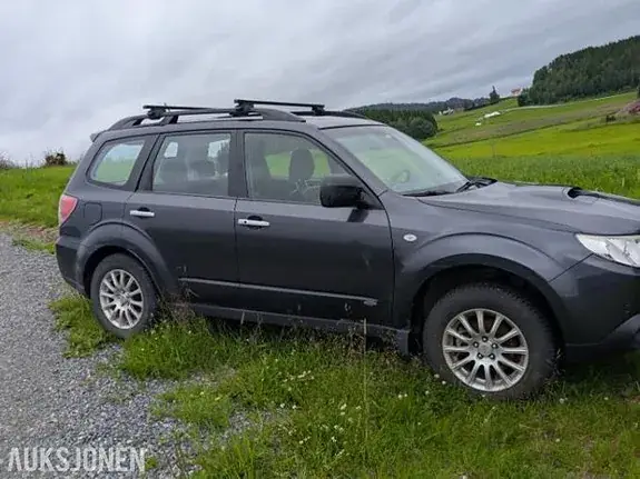 Subaru Forester 2010 photo 4