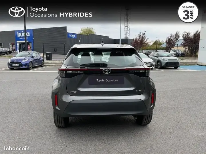 Toyota Yaris Cross 2025 photo 4
