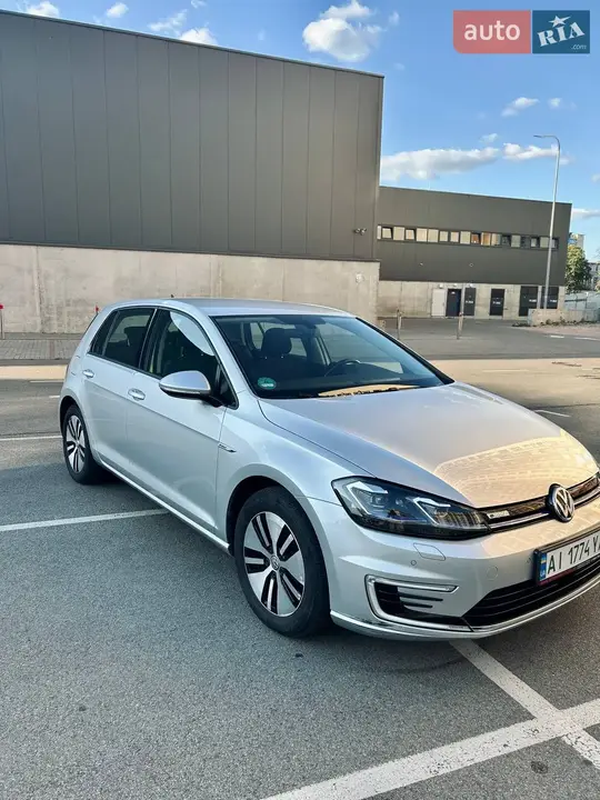 Volkswagen E-Golf