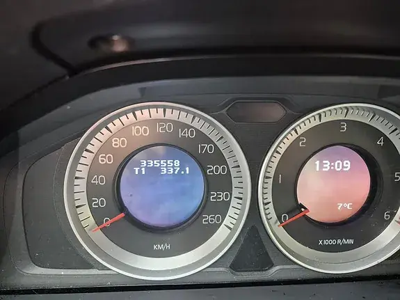 Volvo Xc70 2011 photo 3