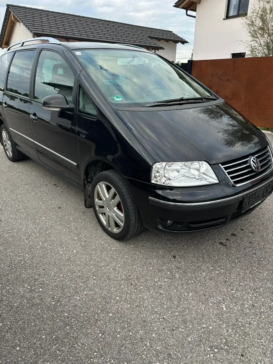 Volkswagen Sharan 2007 photo 2