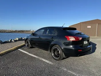 Mitsubishi Lancer 2015 photo 2