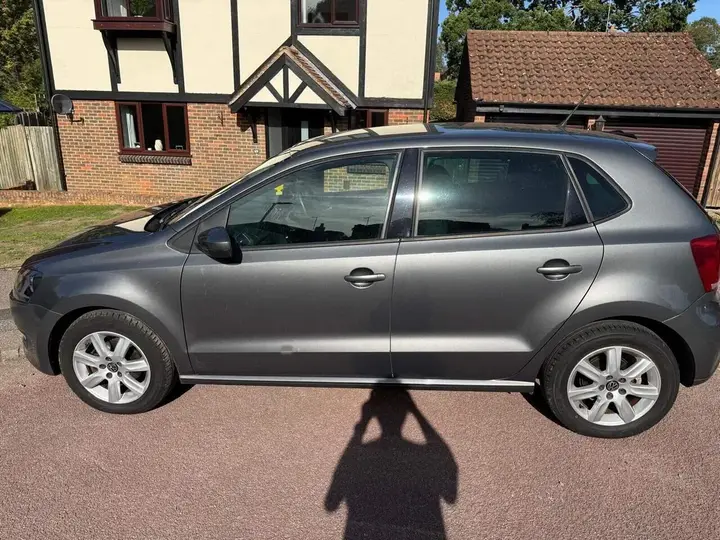Volkswagen Polo 2013 photo 2