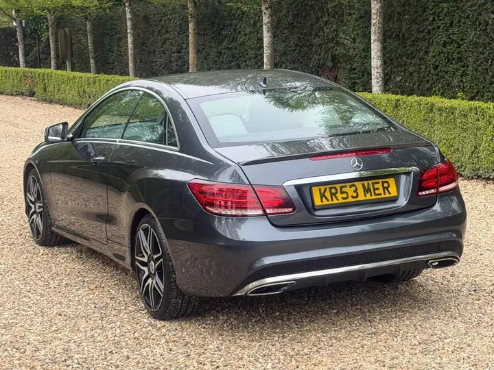Mercedes-Benz E-Class 2014 photo 4