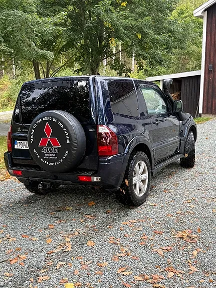 Mitsubishi Pajero 2003 photo 4