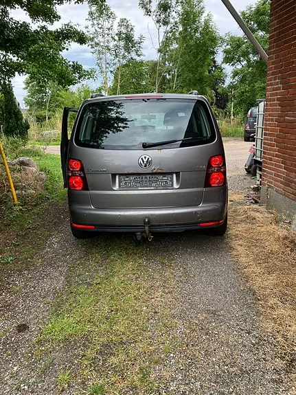 Volkswagen Touran 2007 photo 3