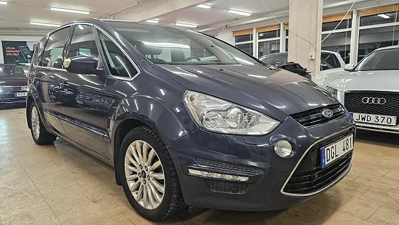 Ford S-Max 2012 photo 2