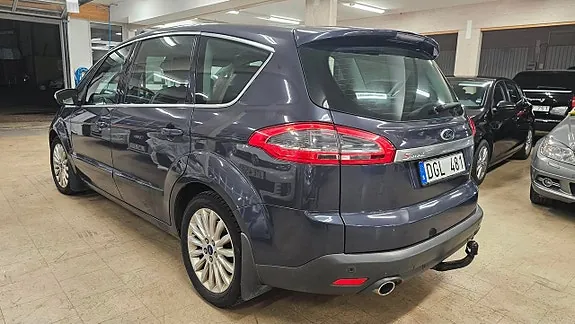 Ford S-Max 2012 photo 3