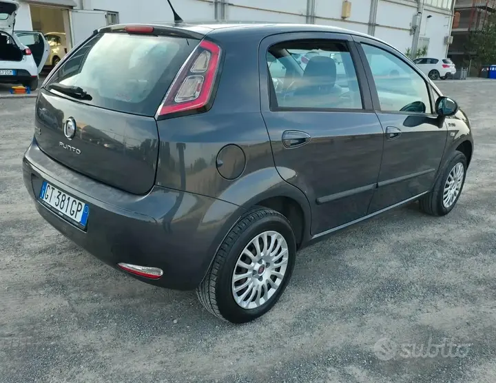 Fiat Punto 2014 photo 4