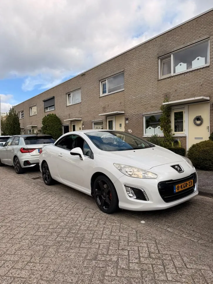 Peugeot 308Cc
