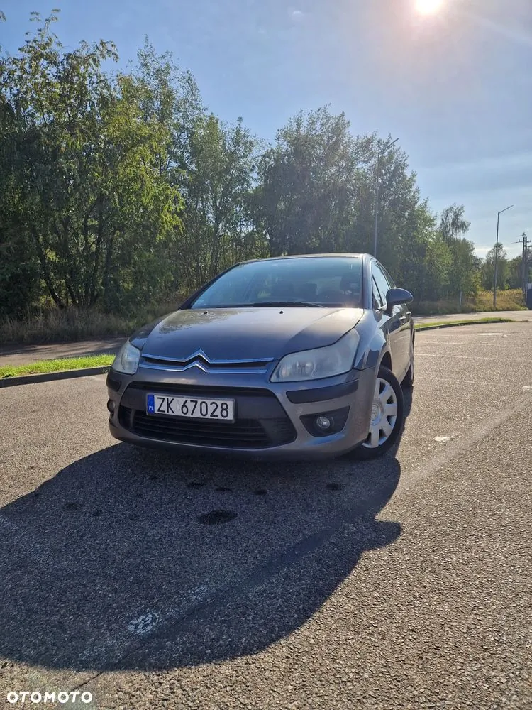 Citroen C4 2009 photo 2
