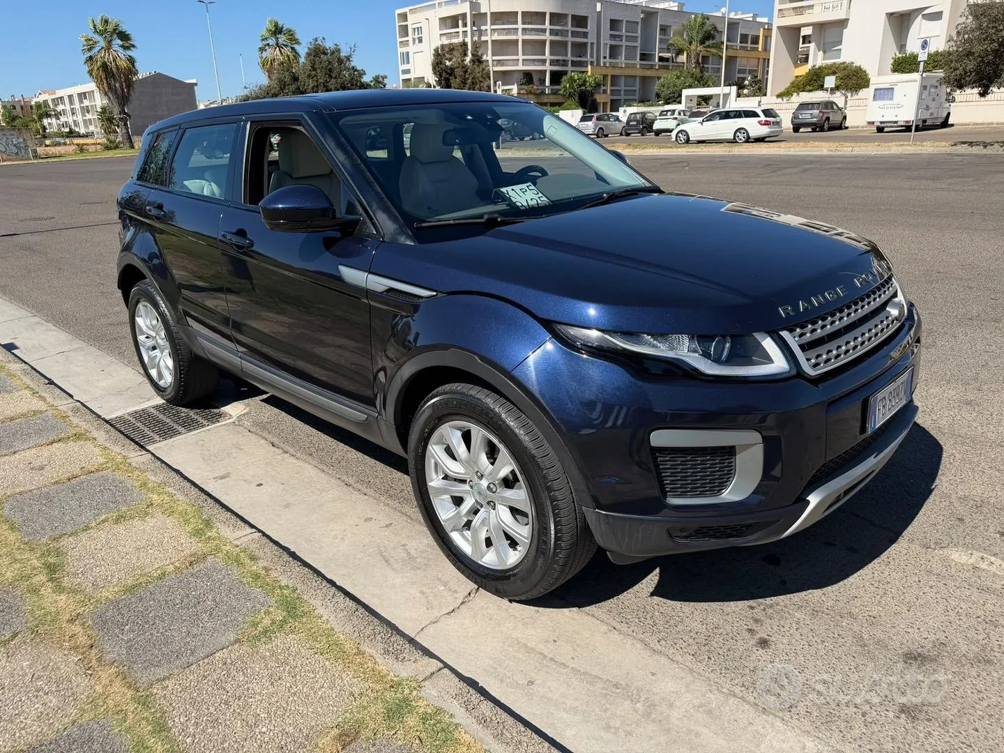 Land Rover Range Rover Evoque 2016 photo 4