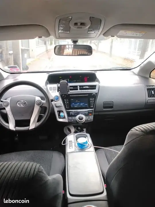 Toyota Prius 2017 photo 3