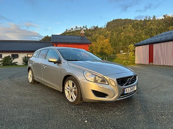 Volvo V60 2013 photo 3
