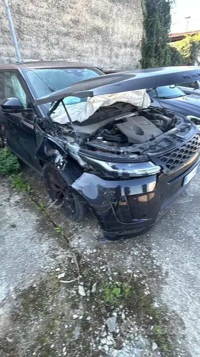 Land Rover Evoque 2022 photo 4