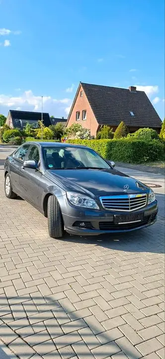 Mercedes-Benz C180