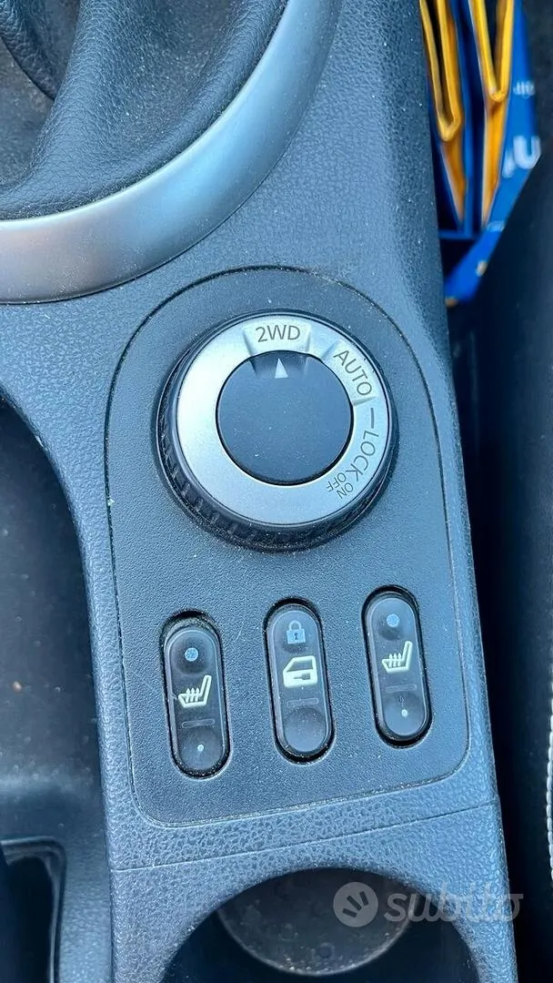 Nissan Qashqai 2012 photo 5