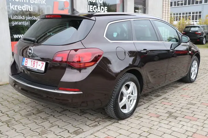 Opel Astra 2015 photo 4