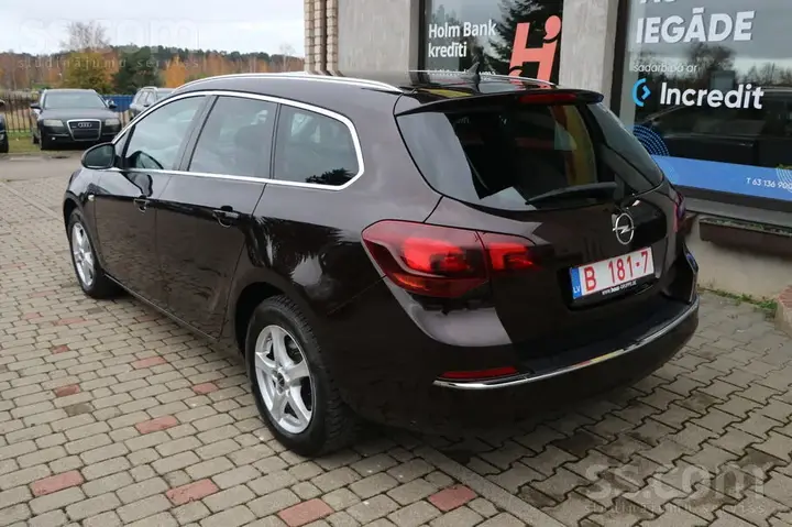 Opel Astra 2015 photo 5