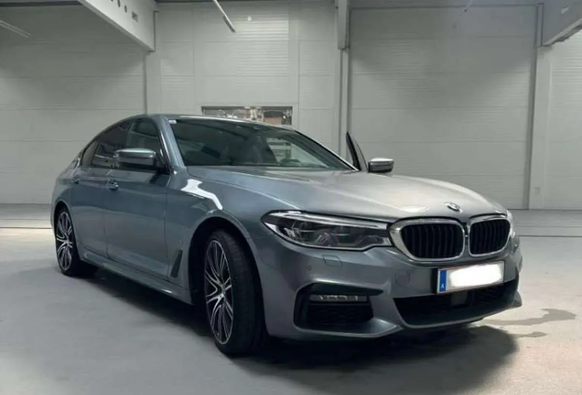 BMW 5 Series 2019 photo 2