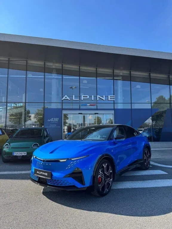 Alpine A 390