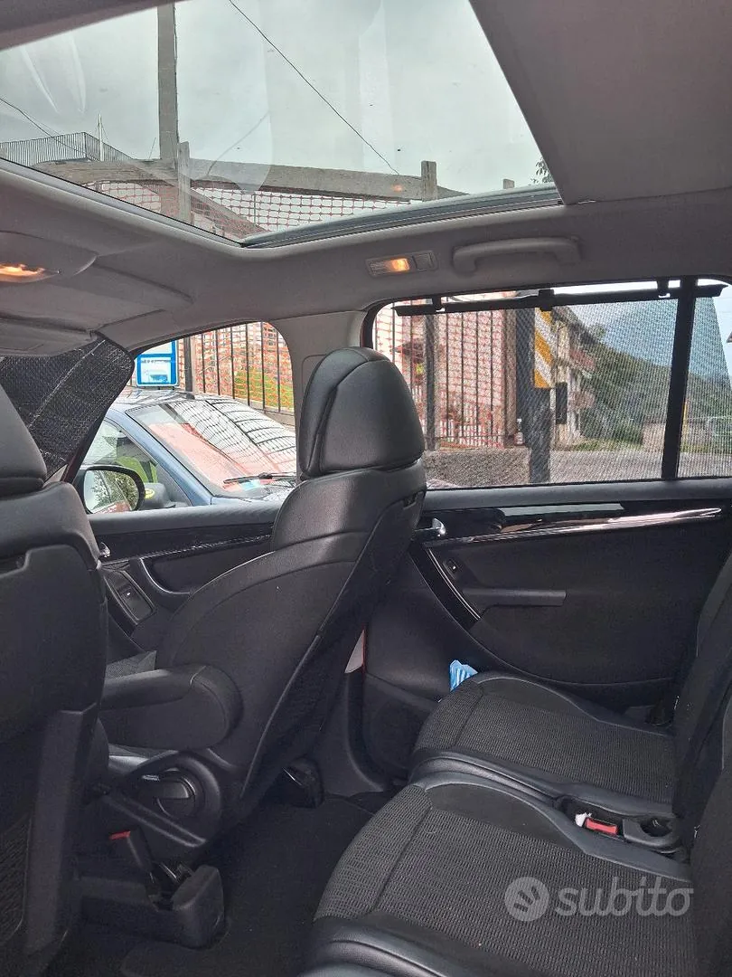 Citroen C4 Picasso 2011 photo 4