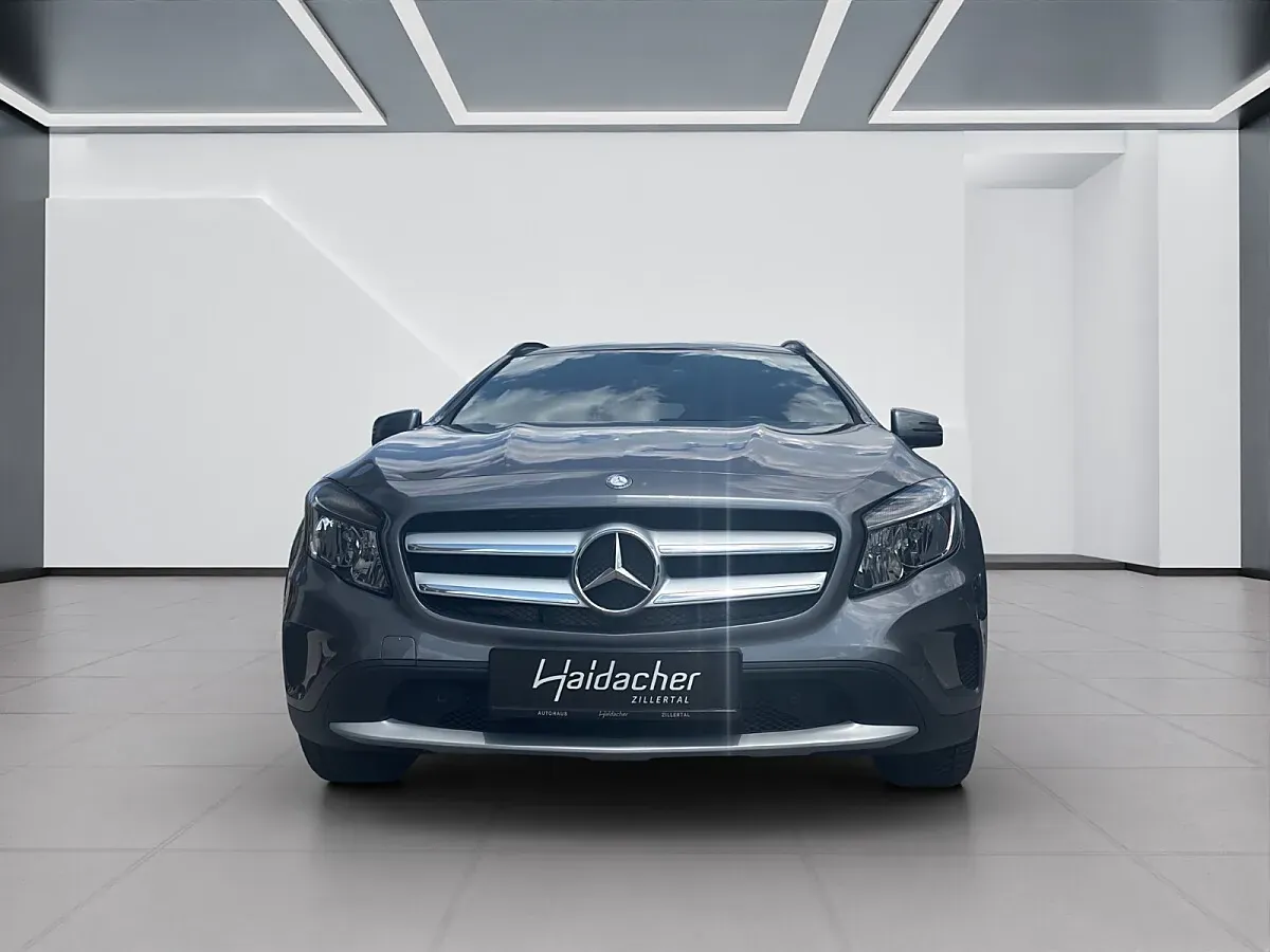 Mercedes-Benz Gla Class 2015 photo 3