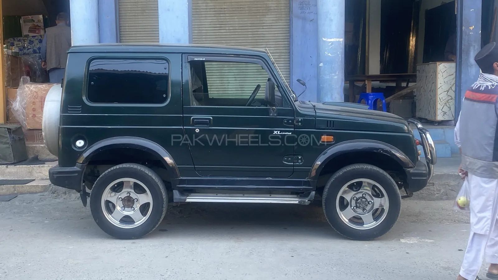 Suzuki Samurai