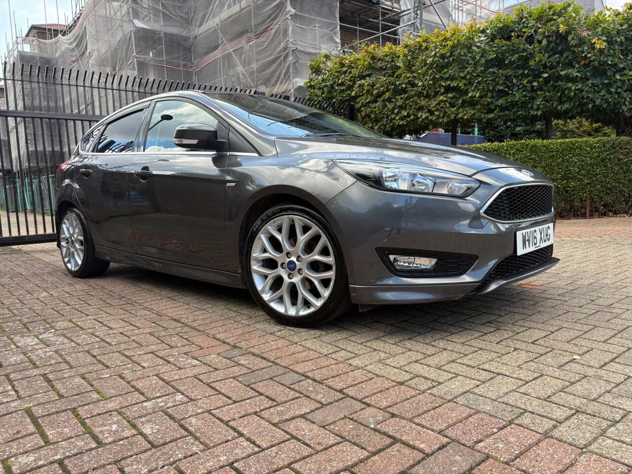 Ford Focus 2016 photo 2