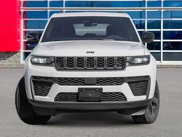 Jeep Grand Cherokee 2026 photo 2