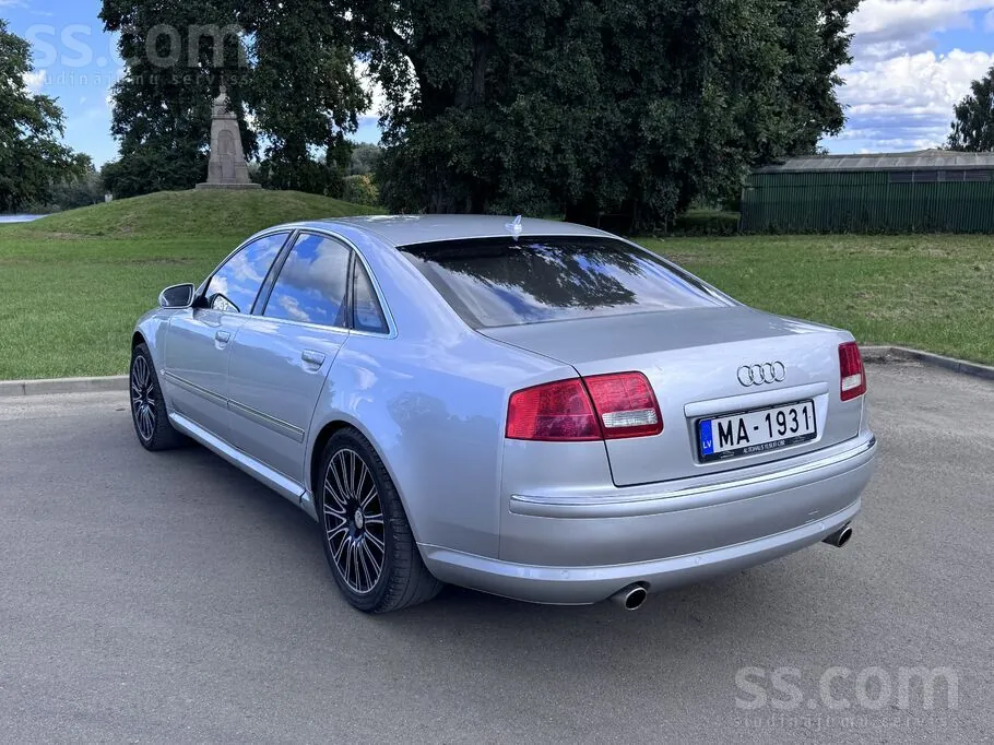 Audi A8 2005 photo 4