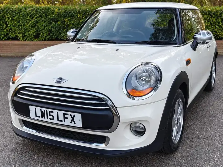 Mini One 2015 photo 3