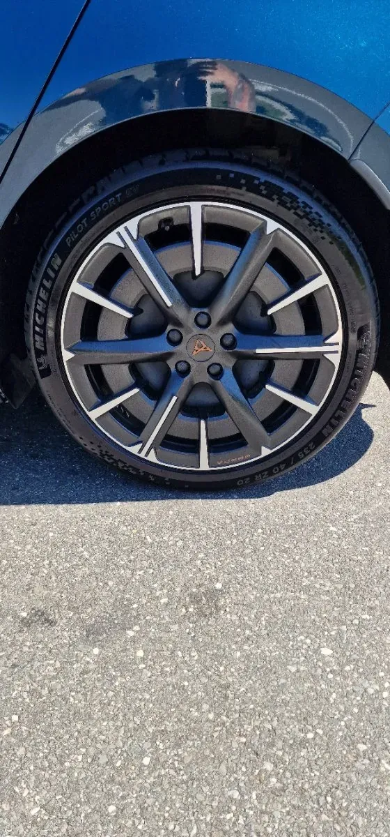Cupra Born 2022 photo 3