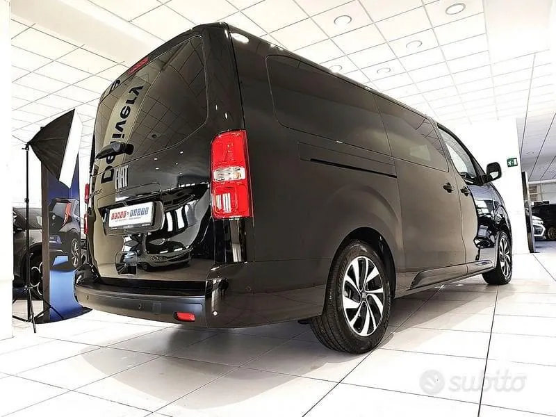 Peugeot Traveller 2025 photo 3