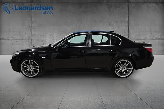 BMW 520D 2009 photo 2