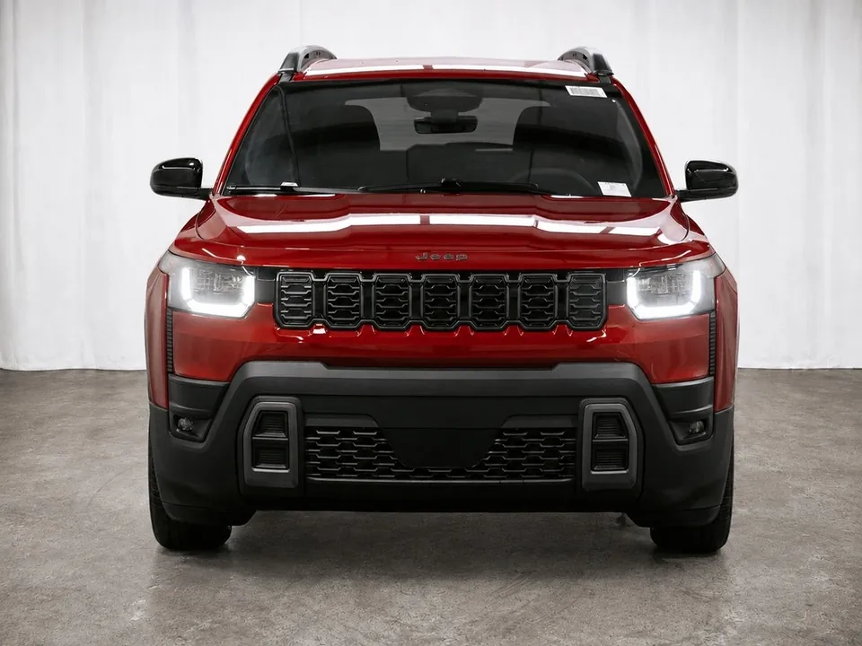 Jeep Cherokee 2026 photo 2