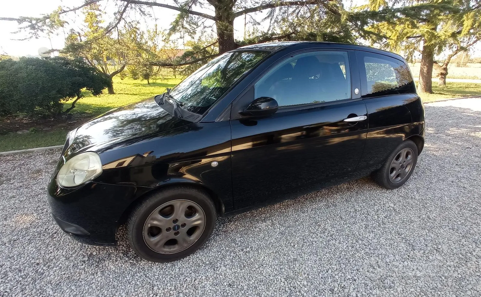 Lancia Ypsilon