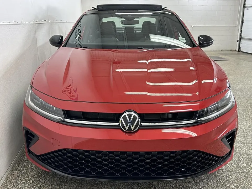 Volkswagen Jetta 2025 photo 2