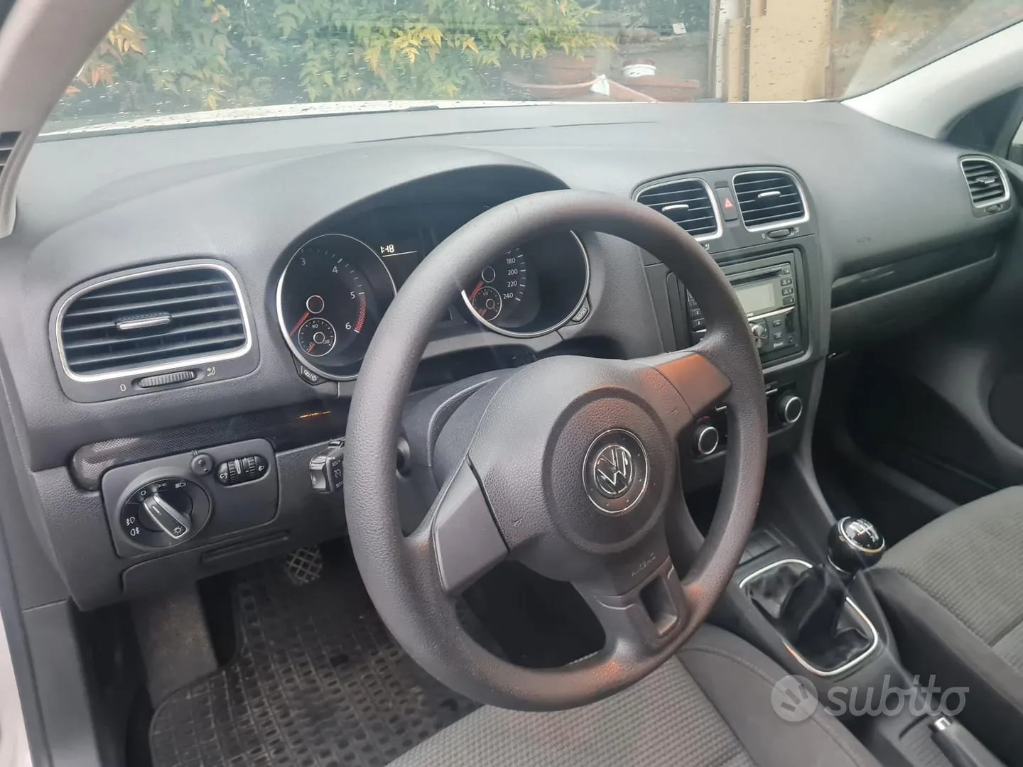 Volkswagen Golf 2012 photo 5