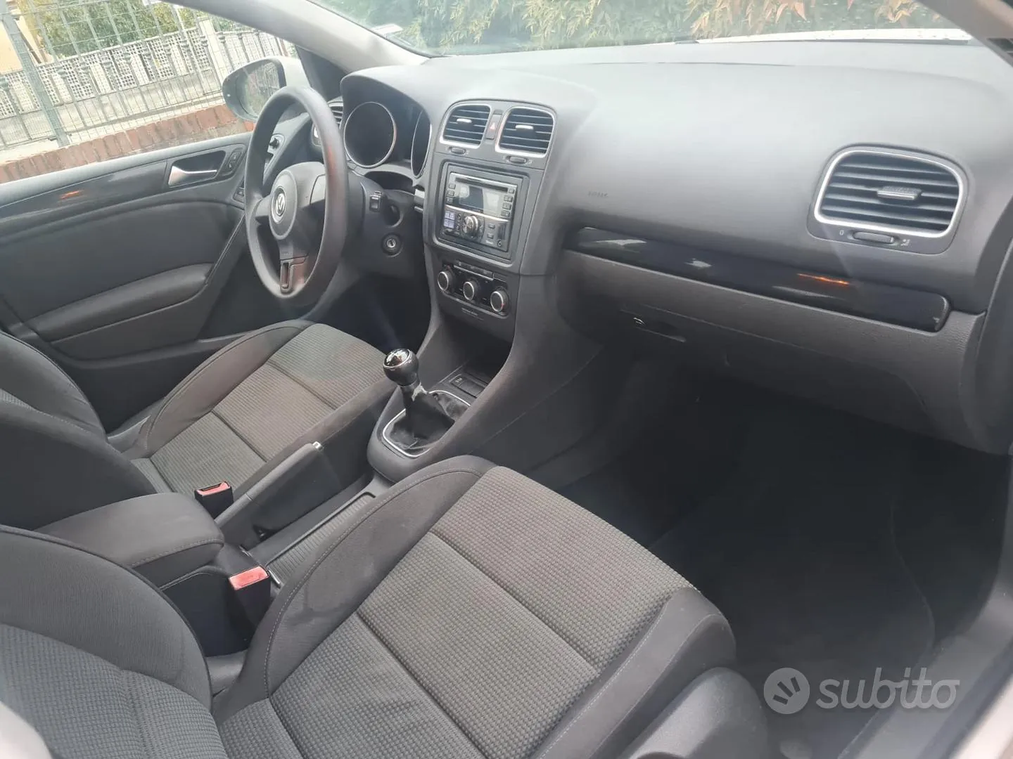 Volkswagen Golf 2012 photo 4