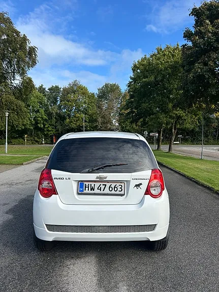 Chevrolet Aveo 2011 photo 5