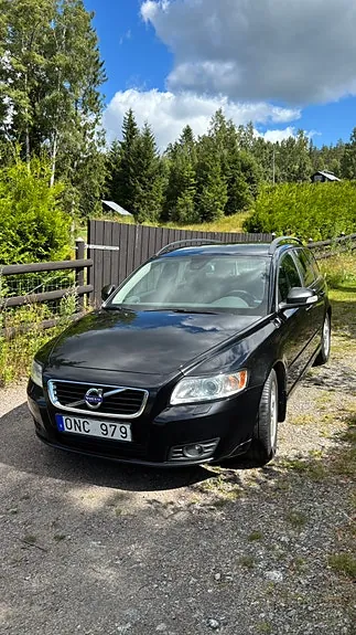 Volvo V50 2011 photo 2