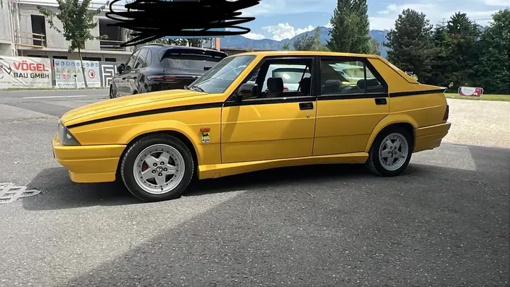 Alfa Romeo 75 1988 photo 2