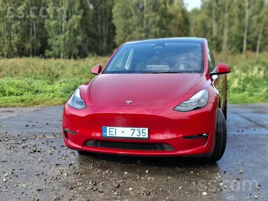 Tesla Model Y 2023 photo 5
