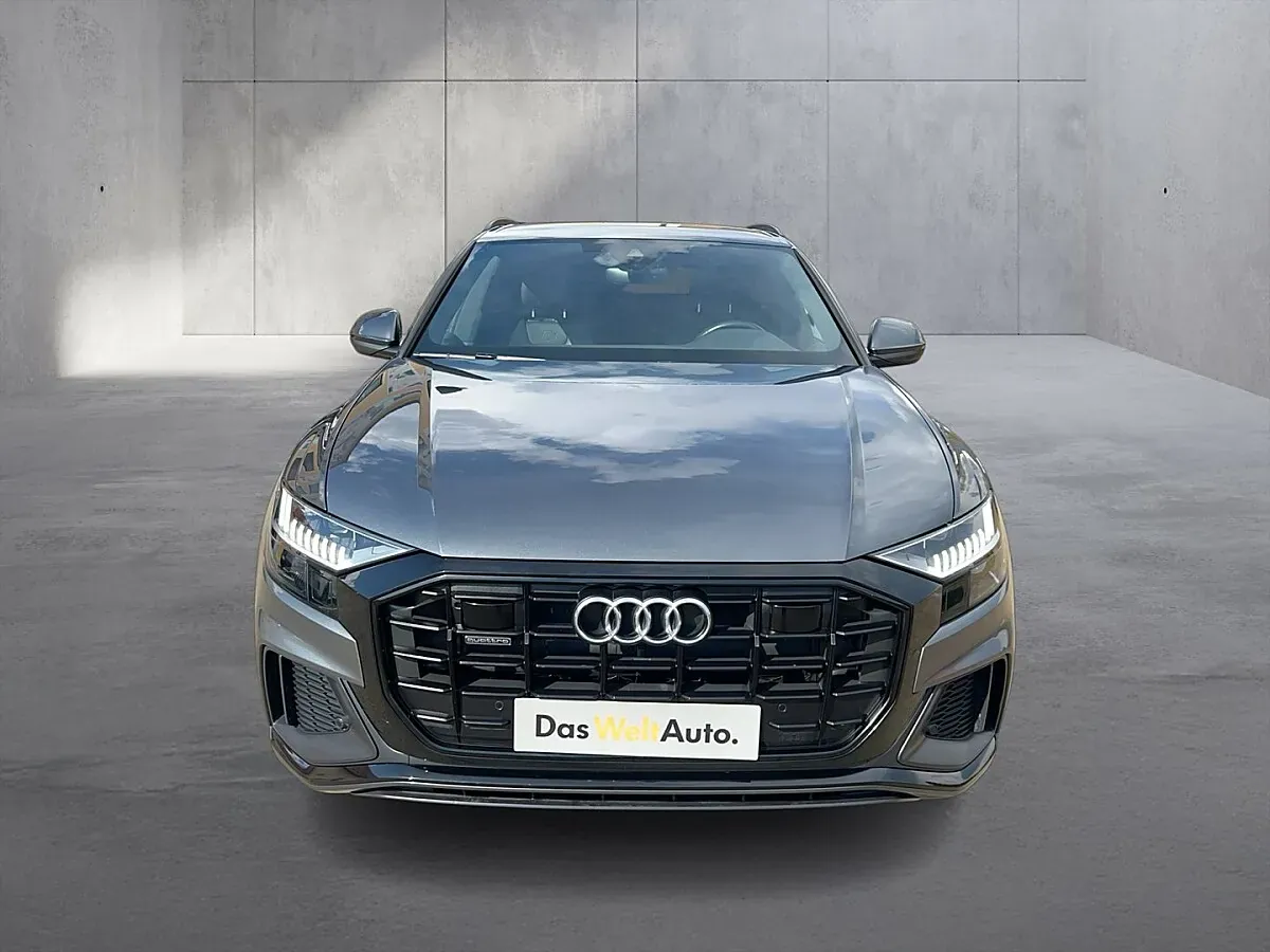 Audi Q8 2020 photo 2