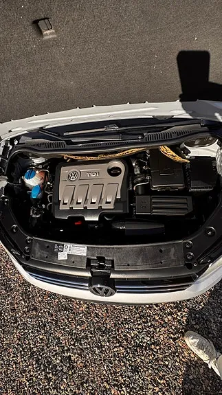 Volkswagen Touran 2011 photo 5